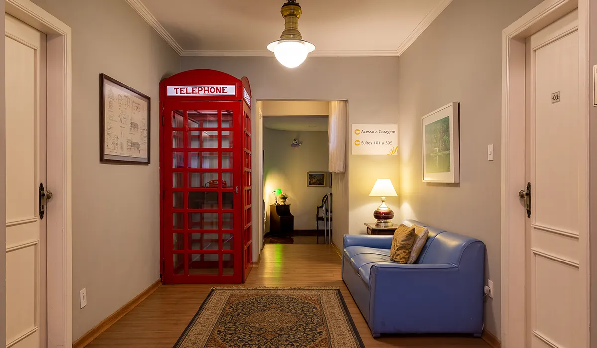 foto do saguão bonito e confortável do hotel solaris em são lourenço